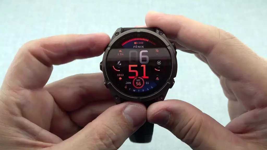 Garmin Fenix 8 обзор